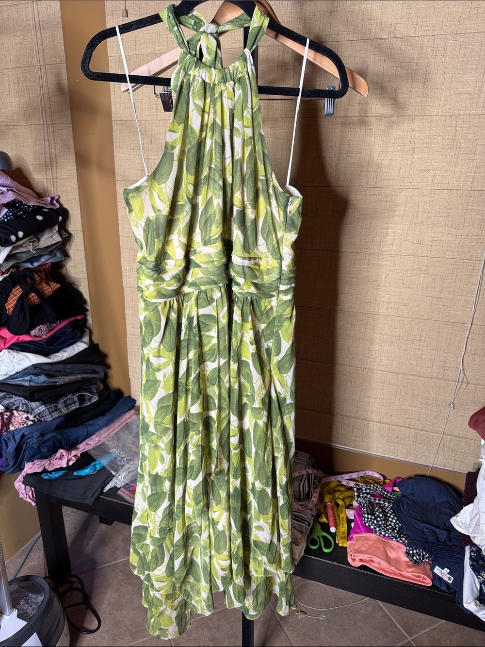 Vince Camuto Green Leaf Halter Midi Dress - Picture 2 of 9